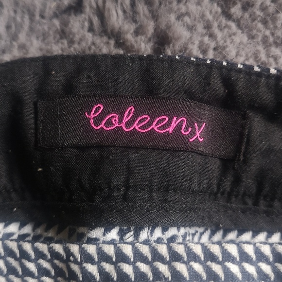 Coleen x size 12 black and white - Picture 3 of 3